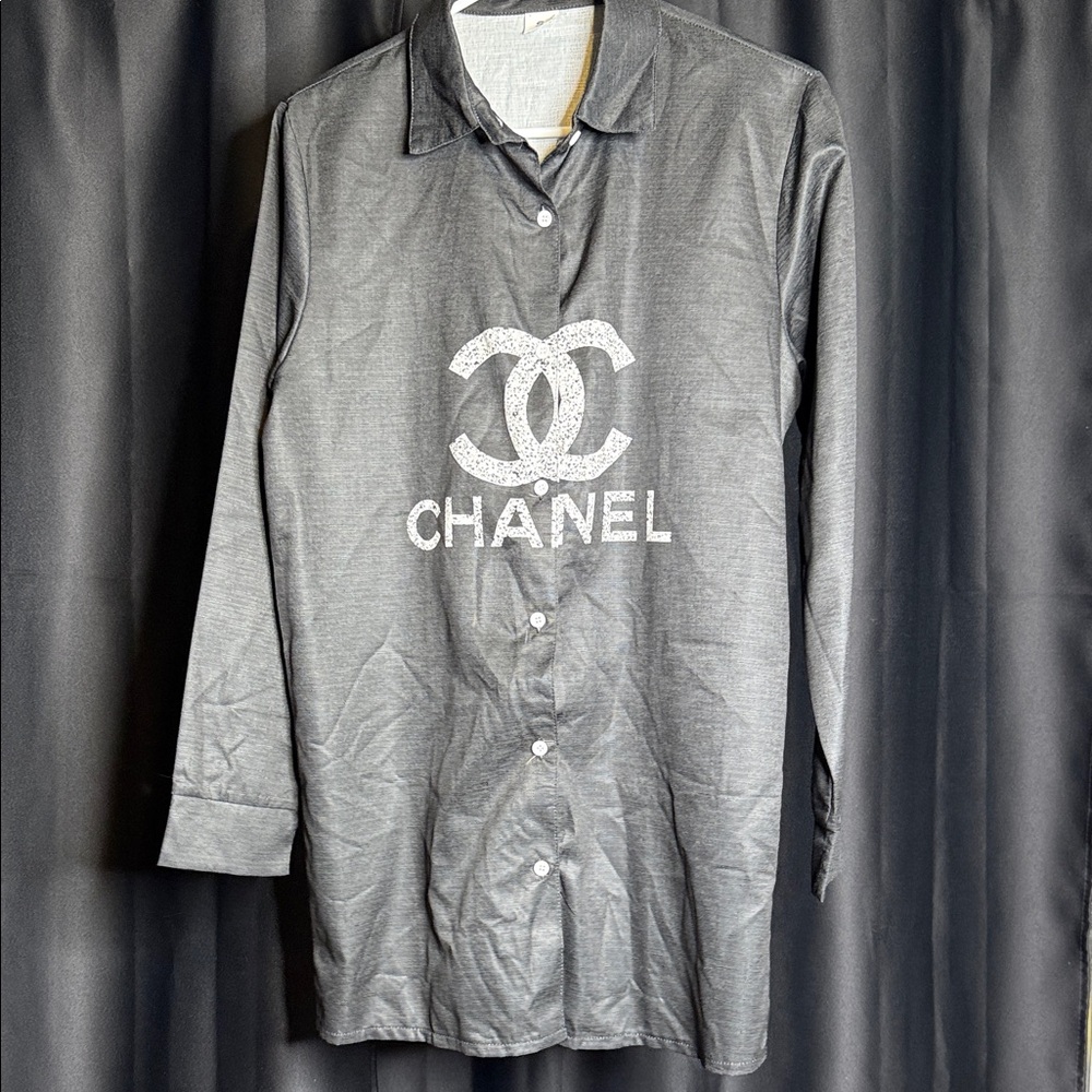 Men’s Charcoal Button-Up Shirt with Logo size small